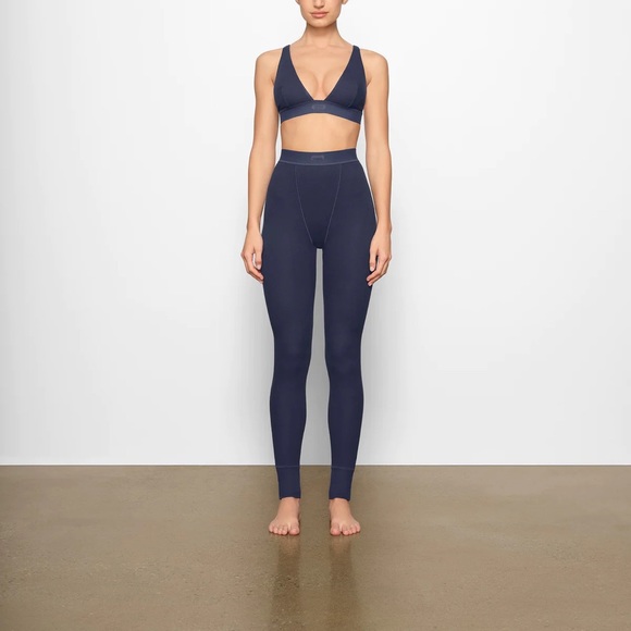 Skims Navy Leggings|Limited Edition - Picture 4 of 4
